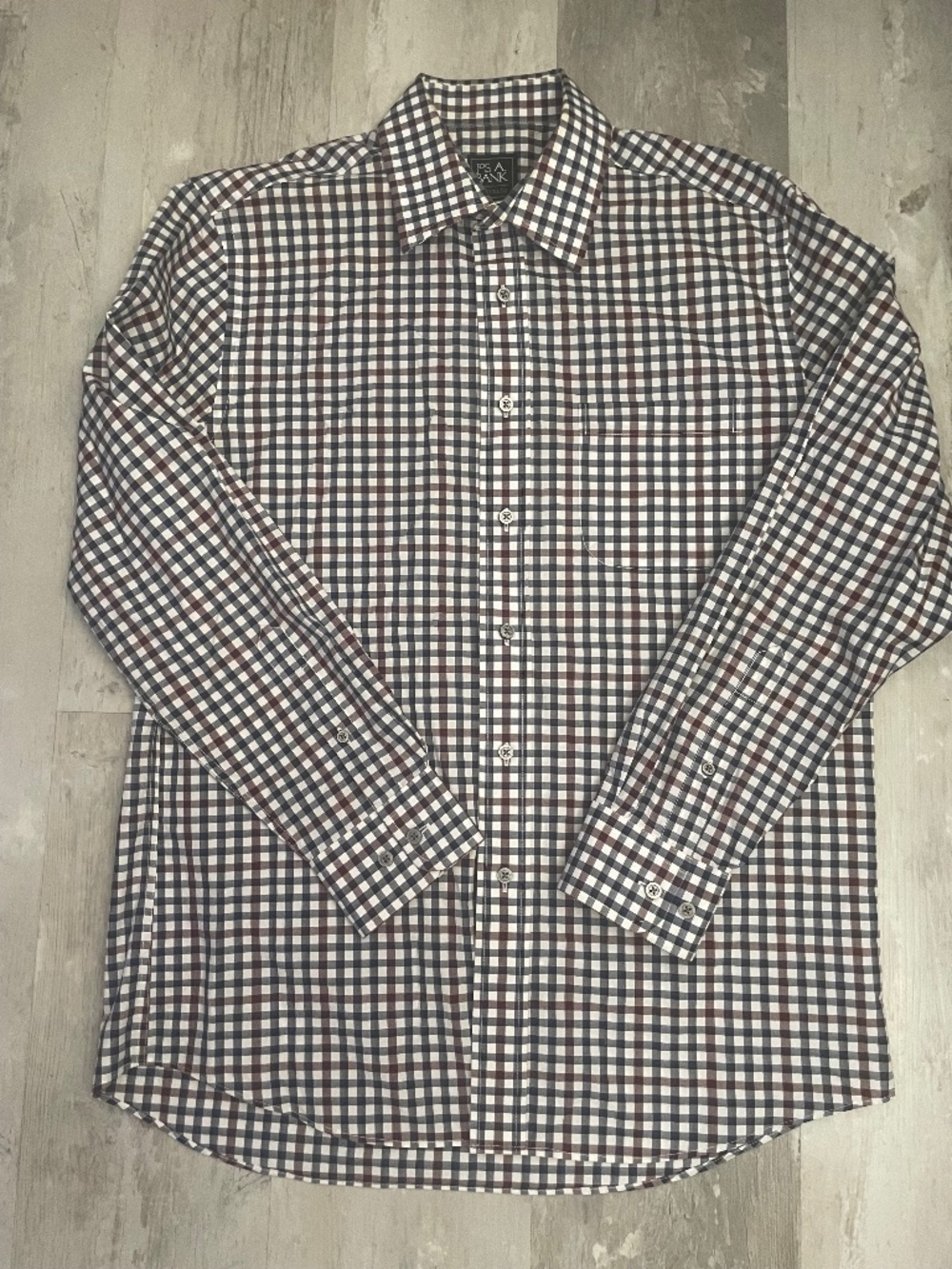 Jos A Bank Traveler Men's Blue Red & Blue Cotton Casual Shirt M